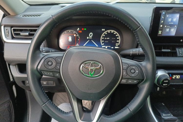 Used Toyota Wildlander 2023 2.0L CVT Four-Wheel Drive Luxury PLUS Edition
