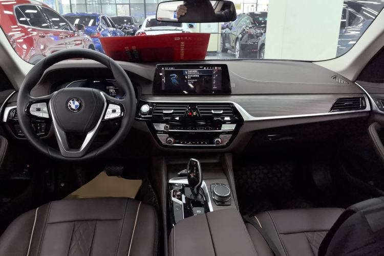 Used BMW 5 Series New Energy 2020 Mileage Upgrade Version 530Le Luxury Package
