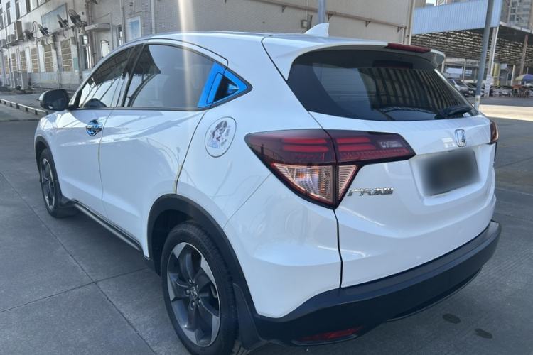 Used Honda Vezel 2017 1.8L CVT Front-Wheel Drive Pioneer Edition