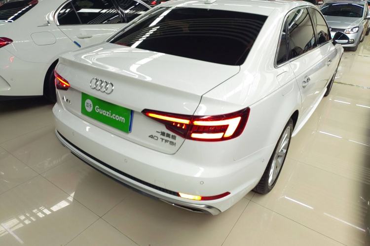 Used Audi A4L 2019 40 TFSI Fashion Edition China VI Emission Standard
