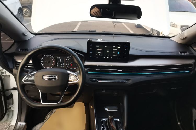 Used Geely Auto Vision X3 2021 PRO 1.5L CVT Deluxe Model
