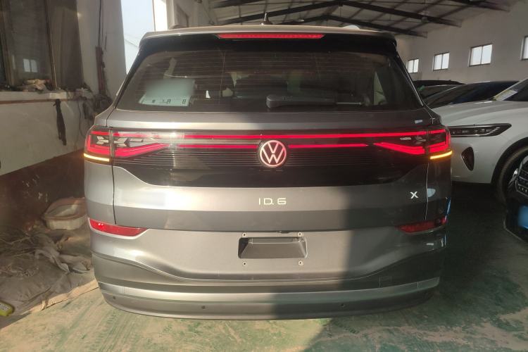 Used Volkswagen ID.6 X 2023 Ultra-Intelligent Long-Range Version