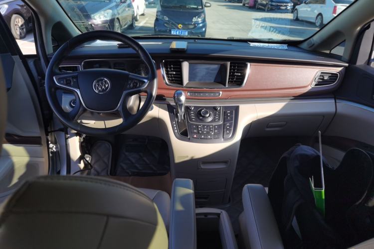 Used Buick GL8 2014 3.0L GT Luxury Business Haoya Edition