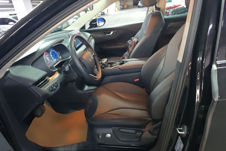 Used Hongqi E-QM5 2021 Online Booking Charging Basic Edition 5 Seats
