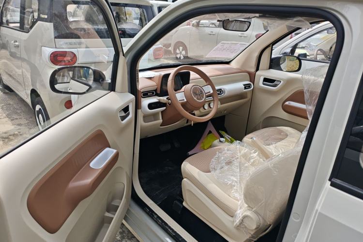 Used Wuling Hongguang MINIEV 2024 3rd Generation 215km Youth Edition