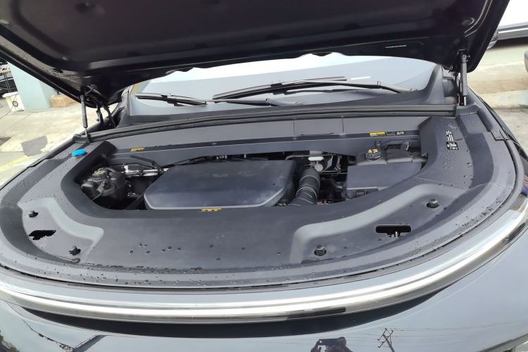 Used Li Auto L9 2022 Max model
