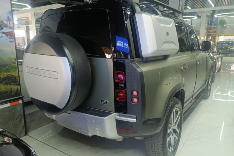 Used Land Rover Defender 2022 110 P400 Dark Edition