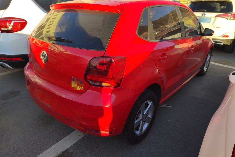 Used Volkswagen Polo 2016 1.4L Manual Fashion Model
