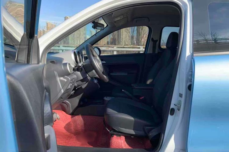 Used ORA Black Cat 2019 351 km Family Edition
