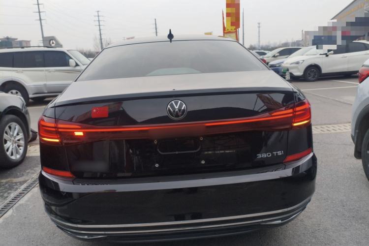 Used Volkswagen Passat 2024 380TSI Luxury Edition
