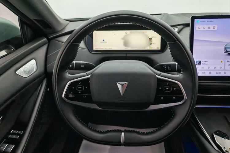 Used  SL03 2023 200Max Range-Extended Version
