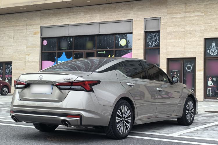 Used Nissan Teana 2022 2.0L XL-TLS Enjoyment Edition
