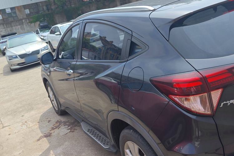 Used Honda Vezel 2018 1.5L CVT 2WD Technology Elite Model
