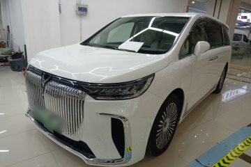 Used VOYAH Dream 2025 PHEV Four-Wheel Drive Prestige Kunpeng Edition
