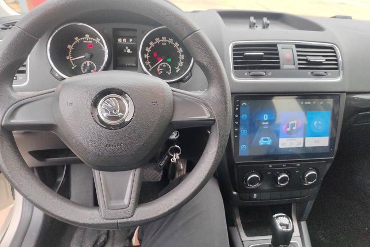 Used Skoda Yeti 2017 TSI280 DSG Advanced Edition
