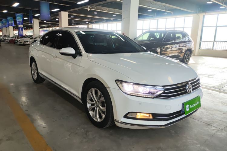 Used Volkswagen Magotan 2017 330TSI DSG Luxury Model