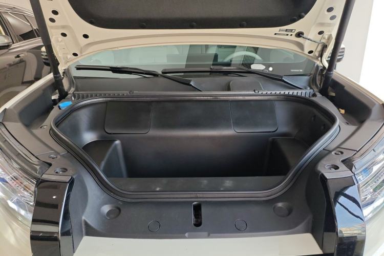 Used  Titanium 3 2025 501KM All-Wheel Drive Intelligent Driving Ultra Version
