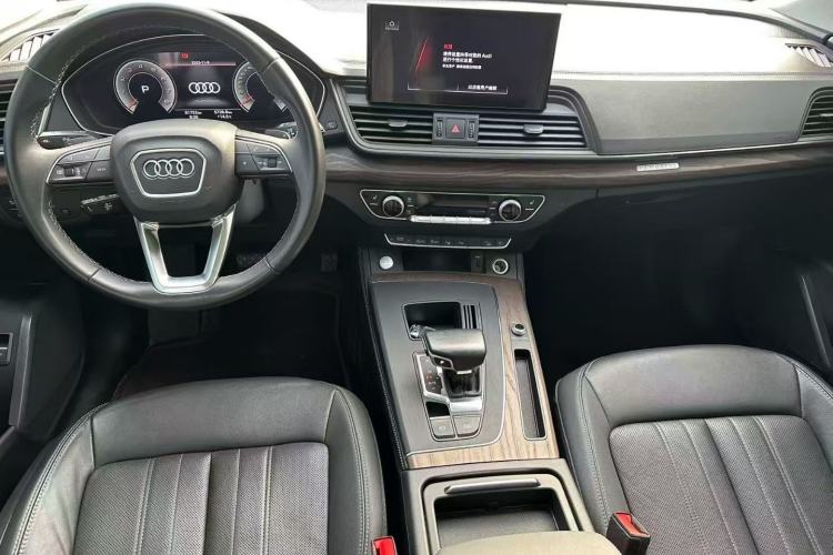 Used Audi Q5L 2022 40T Luxury Elegant Model
