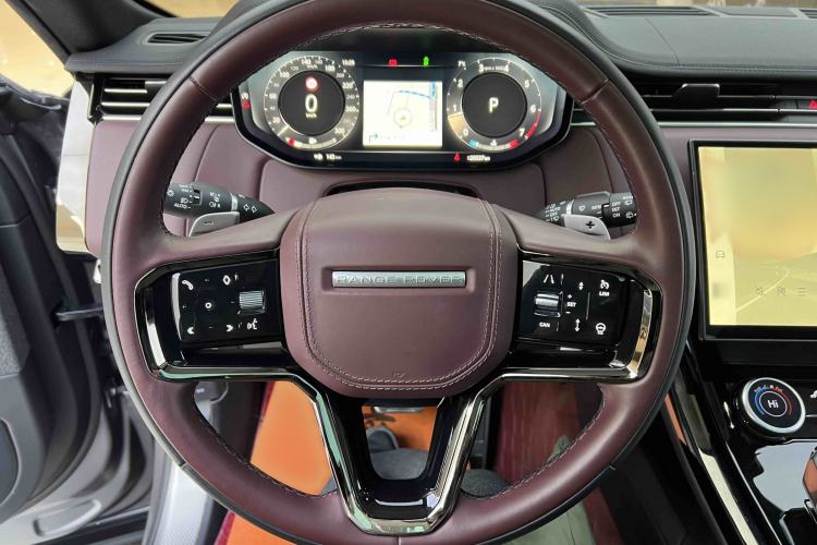 Used Land Rover Range Rover Sport 2023 400PS Dynamic SE
