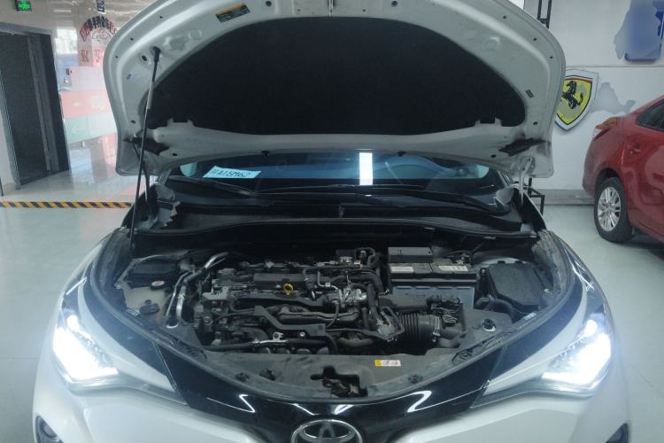 Used Toyota C-HR 2021 2.0L Luxury Edition
