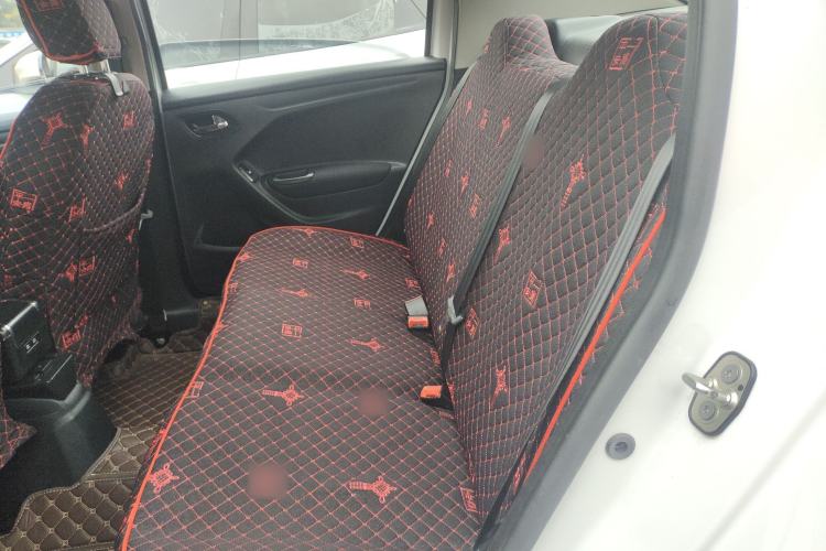 Used Citroen Elysee 2015 Zhishang Edition 1.6L Manual Fashion Model