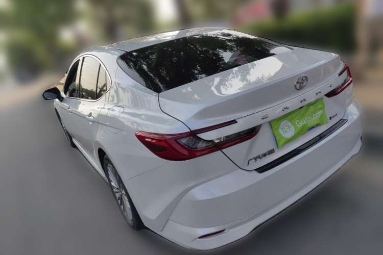 Used Toyota Camry 2024 Dual-Motor 2.0 HE Elite Edition
