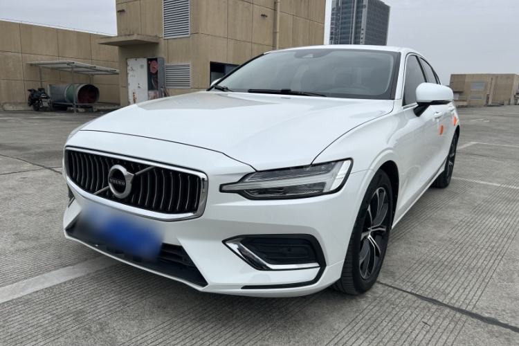 Used Volvo S60 2020 T4 Zhiyi Luxury Edition