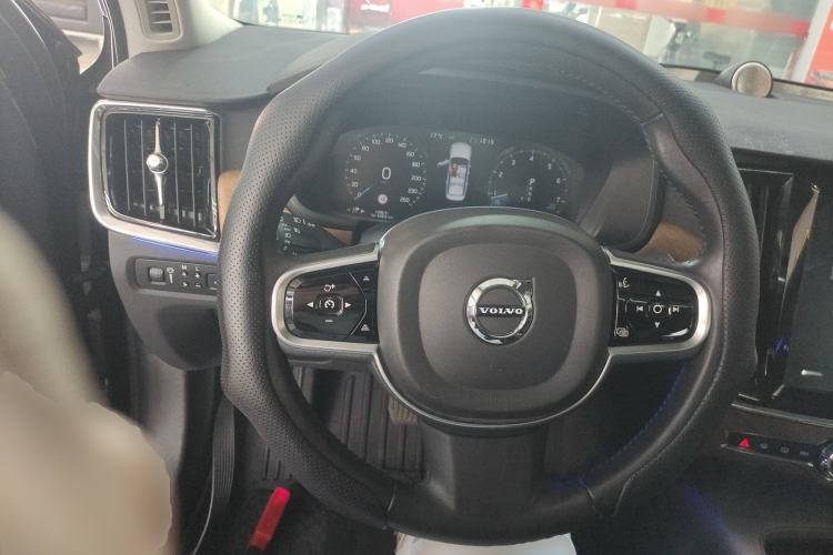 Used Volvo S90 2019 T5 Zhiyuan Edition
