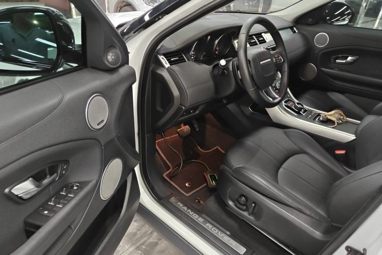 Used Land Rover Range Rover Evoque 2018 240 PS SE Smart Brilliance Edition