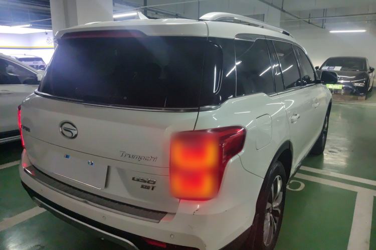 Used GAC Trumpchi GS8 2017 320T Two-Wheel Drive Luxury Smart Connectivity Version (7 Seats)