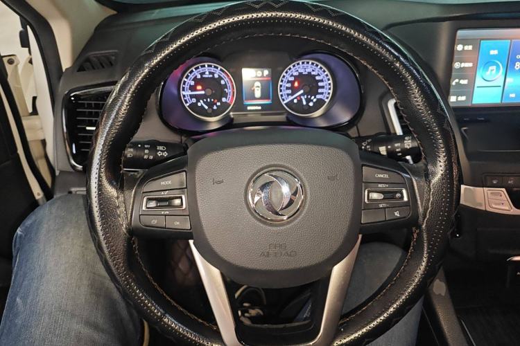 Used Dongfeng Fengdu MX5 2016 2.0L Automatic Flagship Edition
