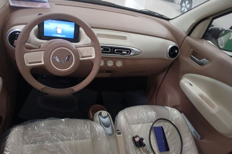 Used Wuling Hongguang MINIEV 2025 Four-Door Version Advanced Edition