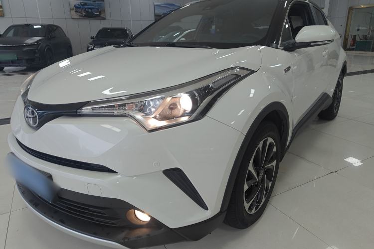 Used Toyota IZOA 2020 2.0L Yi Xiang CARE