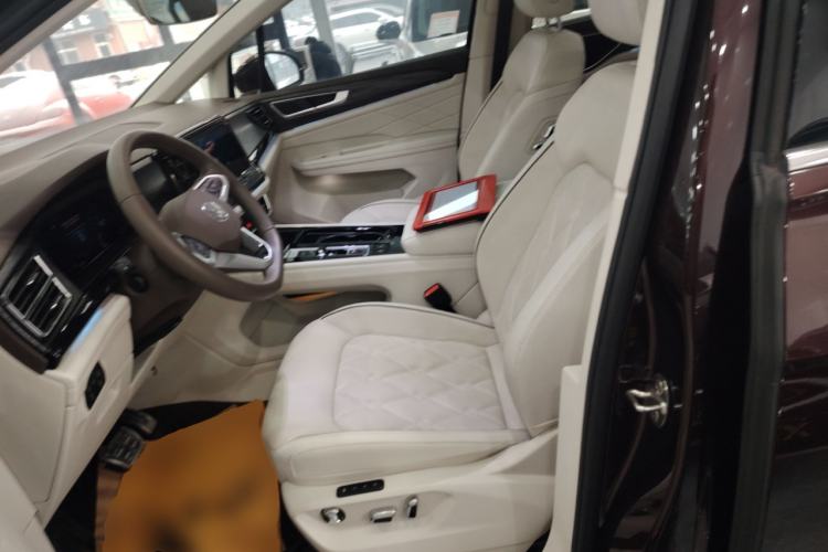 Used Volkswagen Viloran 2022 380TSI Prestige Edition
