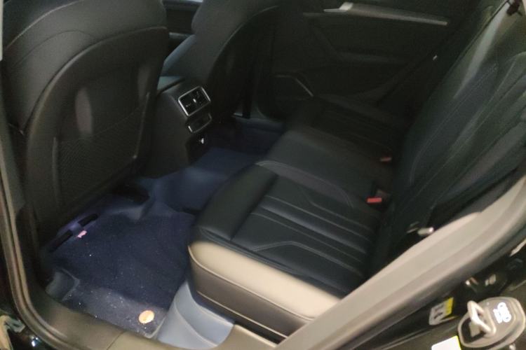 Used Audi Q5L 2022 Updated 45T Luxury Dynamic Version
