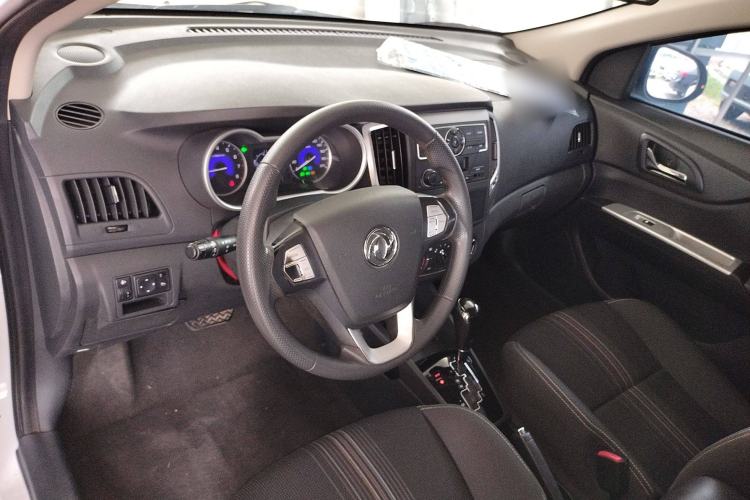 Used Dongfeng Aeolus AX3 2016 1.5L Automatic Shangkue Model
