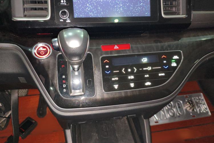 Used Honda Elysion 2019 2.0L Hybrid Luxury Edition
