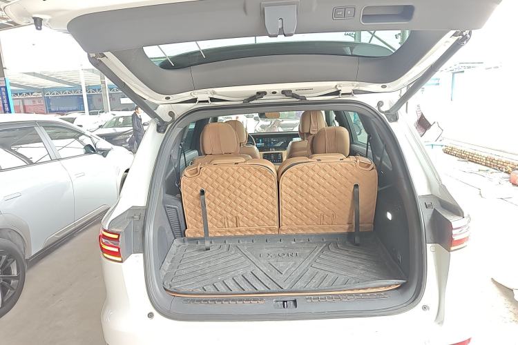 Used Li Auto ONE 2020 Extended-Range 6-Seater Version
