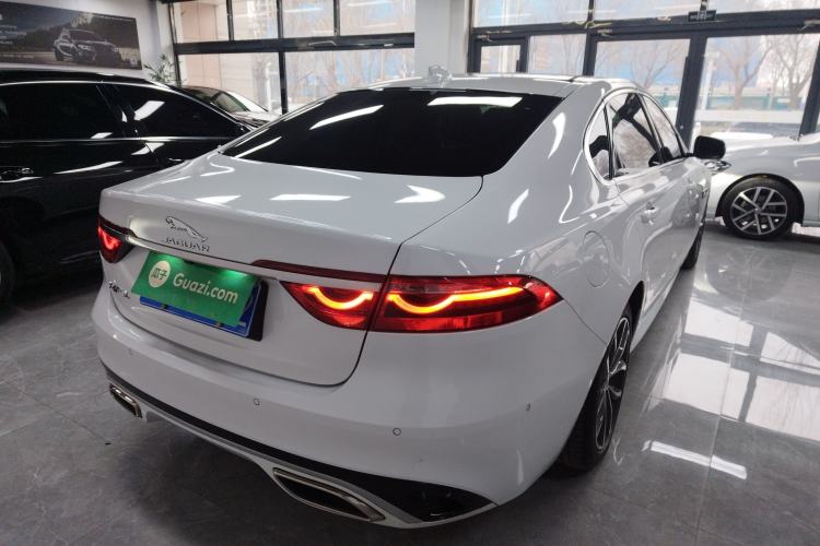 Used Jaguar XFL 2019 XFL 2.0T 250 PS Two-Wheel-Drive Luxury Edition