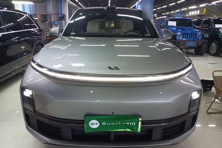 Used Li Auto L8 2024 Ultra Model
