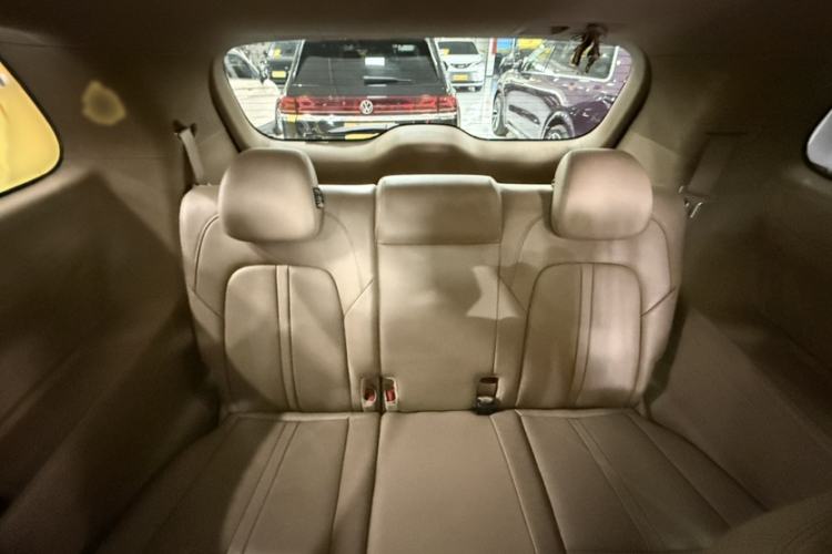 Used Buick GL8 2017 ES 28T Luxury Model China V Standard
