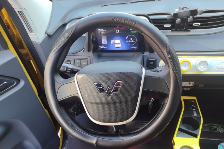 Used Wuling Hongguang MINIEV 2021 Macaron Premium Model – Lithium Iron Phosphate
