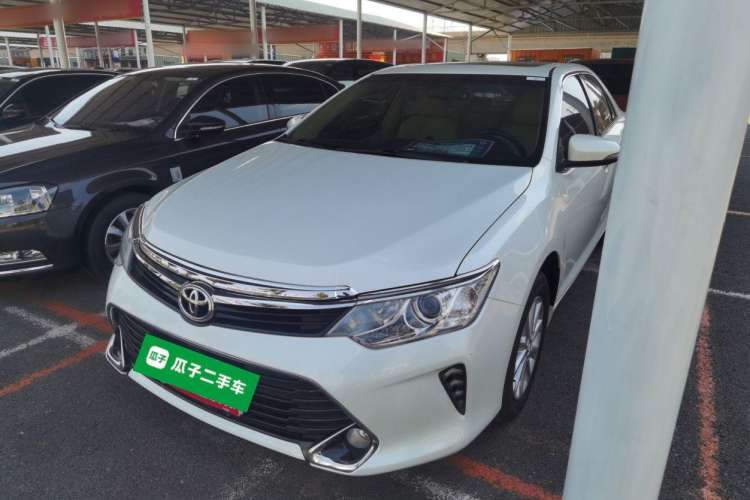 Used Toyota Camry 2016 2.0E 10th Anniversary Elite Edition
