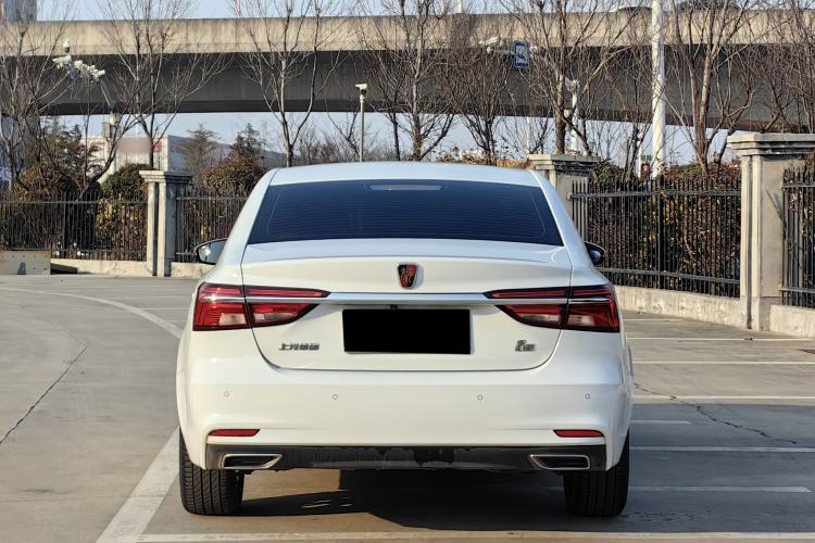 Used Roewe i6 2020 PLUS 1.6L CVT 4G Connected Glory Flagship Edition