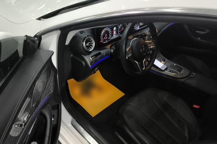 Used Mercedes-Benz CLS 2018 CLS 300 Luxury Model