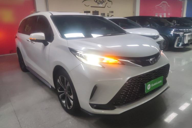 Used Toyota Granvia 2024 2.5L Hybrid Prestige ULTRA Edition
