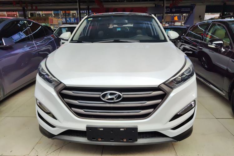 Used Hyundai Tucson 2018 1.6T Dual-Clutch Two-Wheel Drive 15th Anniversary Special Edition