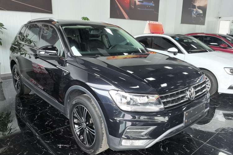 Used Volkswagen Tiguan L 2020 330TSI Automatic Two-Wheel Drive Panoramic Comfort Edition China VI Standard
