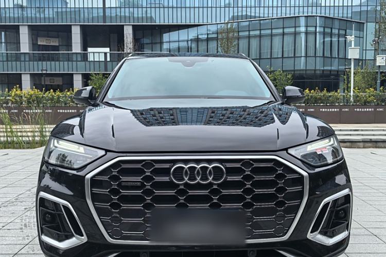 Used Audi Q5L 2022 Updated 45T Luxury Dynamic Version
