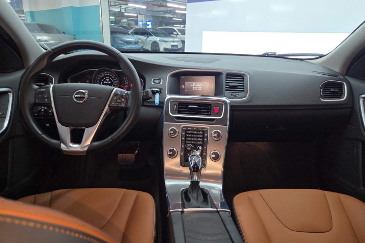 Used Volvo S60 2019 S60L Facelift T5 Intelligent Advanced Edition
